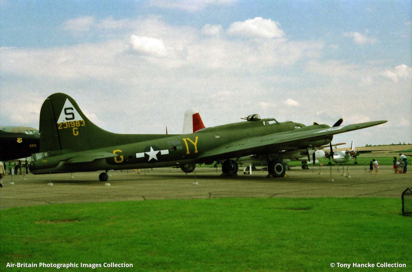 コビー COBI 5750 Boeing B-17G Flying Fortress 爆撃機 1/48