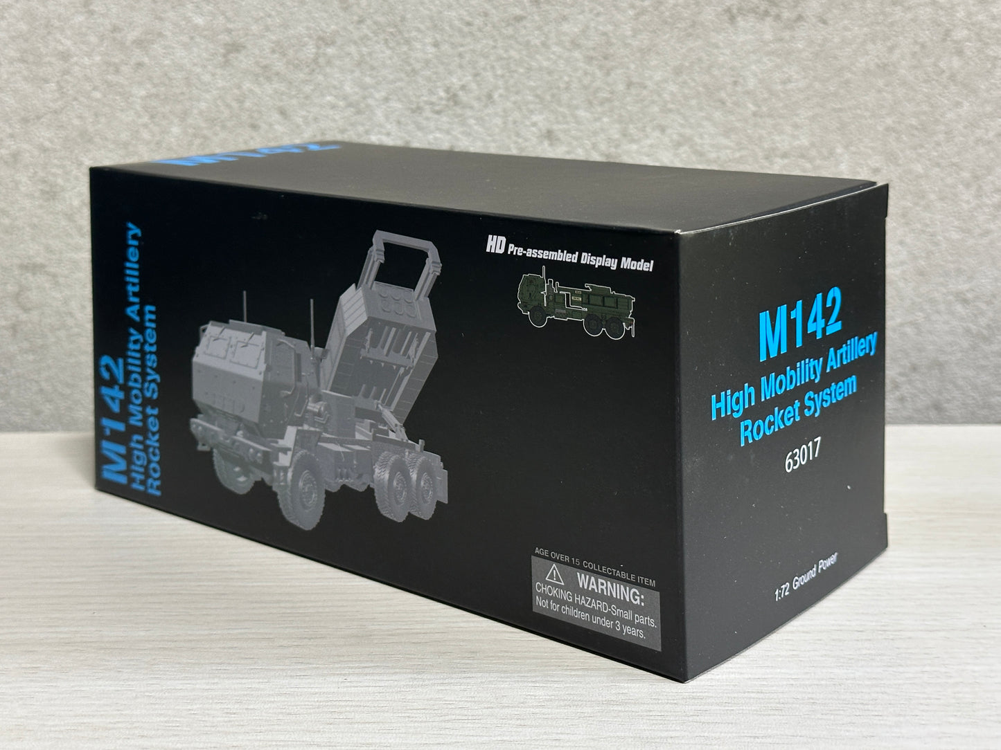 63017 1/72 U.S. M142 High Mobility Artillery Rocket System 米国のM142高機動ロケット砲システム