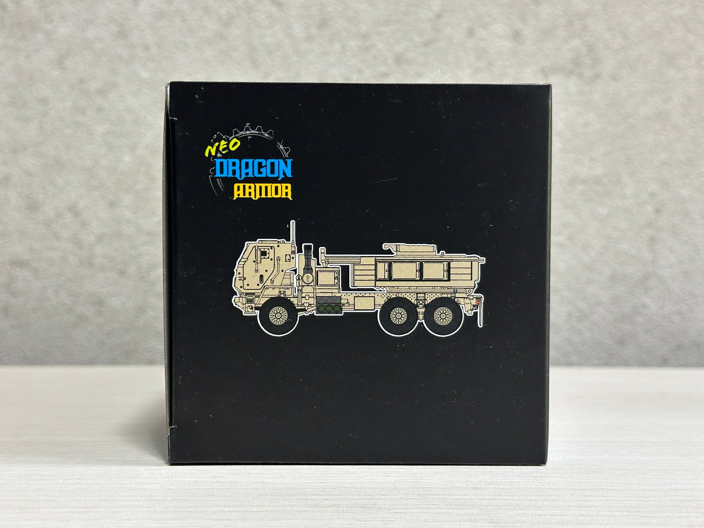 63018 1/72 U.S. M142 High Mobility Artillery Rocket System 米国のM142高機動ロケット砲システム