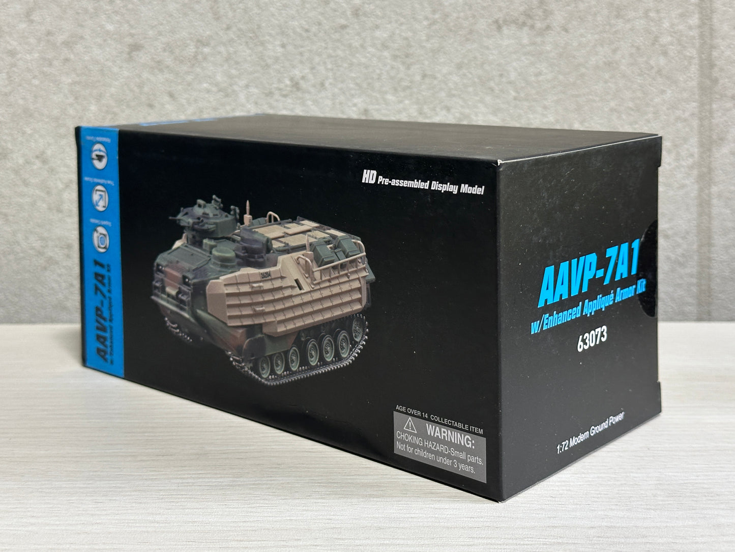 63073 1/72 AAVP-7A1 w/Enhanced Applique Armor Kit AAVP-7A1 強化アップリケ装甲キット付き