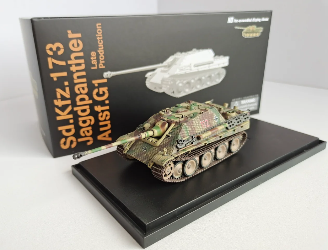 63213 1/72 Sd.Kfz.173 Jagdpanther Late Production s.Pz.Jg.Abt.654 France 1944 Sd.Kfz.173 ヤークトパンター後期型 s.Pz.Jg.Abt.654 フランス 1944