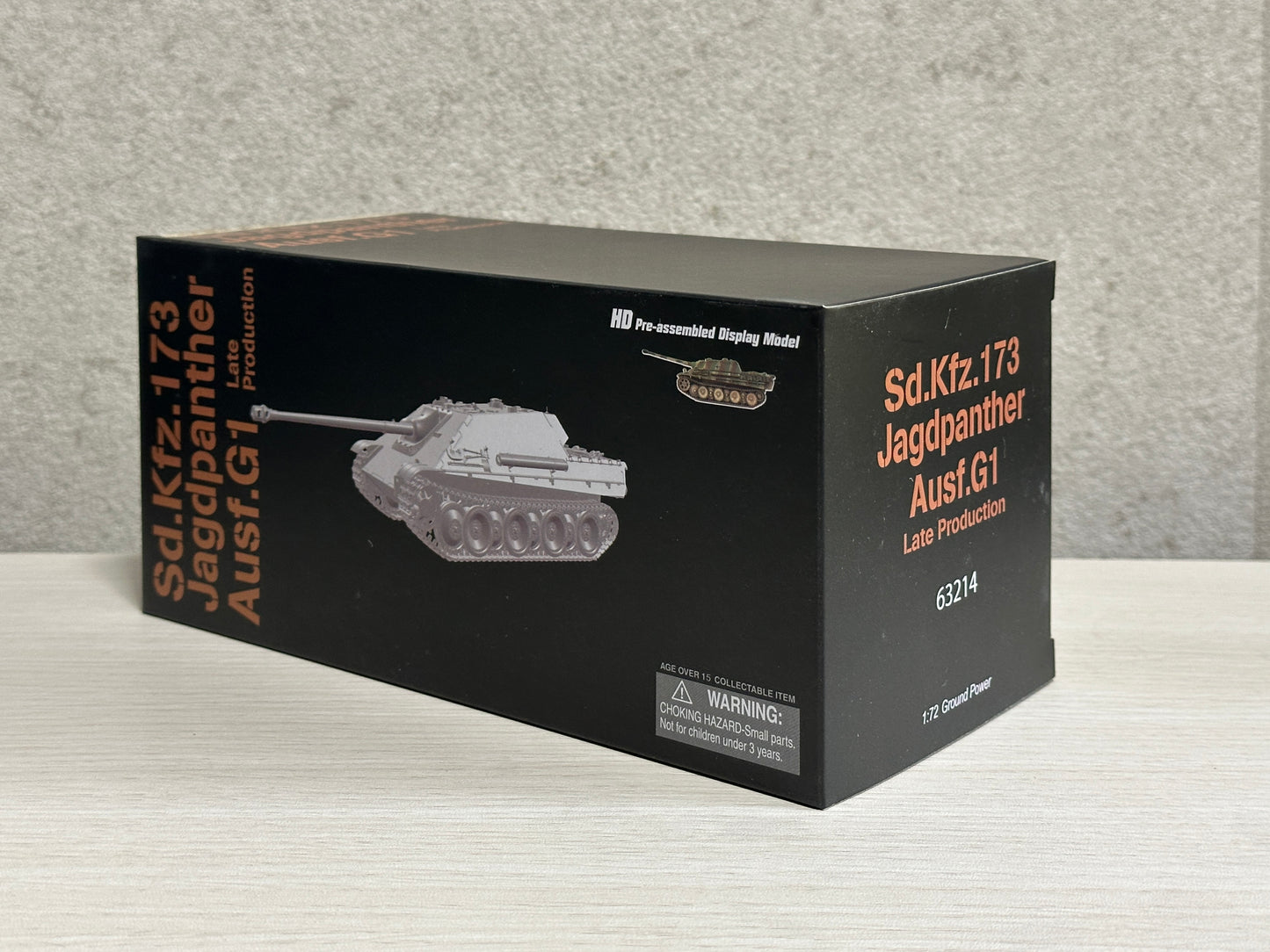 63214 1/72 Sd.Kfz.173 Jagdpanther Late Production s.Pz.Jg.Abt.560 Ardennes 1944 Sd.Kfz.173 ヤークトパンター後期型 s.Pz.Jg.Abt.560 アルデンヌ 1944