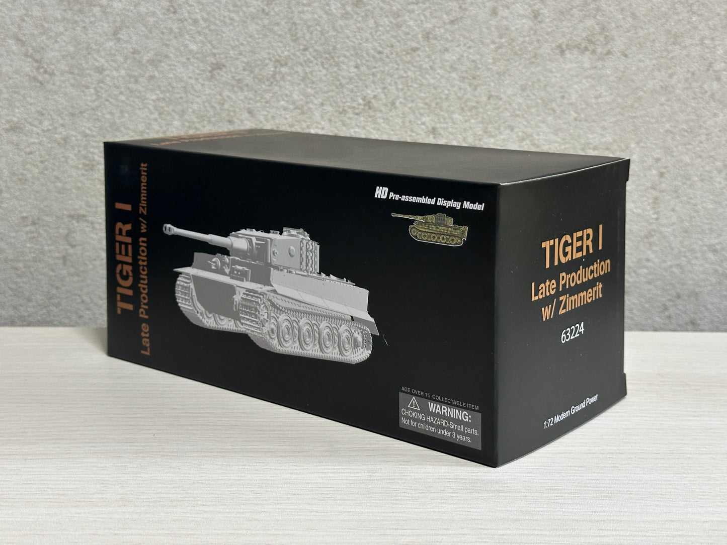 63224 1/72 Tiger I Late Production w/Zimmerit 1./s.Pz.Abt. 101, Normandy 1944 ティーガー I 後期型、ツィンメリット 1/s.Pz.Abt. 101 付き、ノルマンディー 1944 年