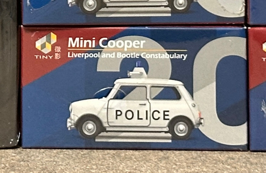 Tiny City UK20 Die-cast Model Car - Mini Cooper Mk II Liverpool and Bootle Constabulary (White) タイニー シティ UK20 ダイキャスト モデルカー - ミニ クーパー Mk II リバプール アンド ブートル警察 (ホワイト)