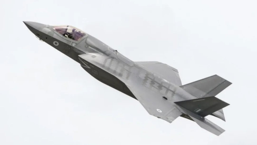 コビー COBI 5830 F35b LightningII 戦闘機 1/48 マルチロール機 制空戦闘機