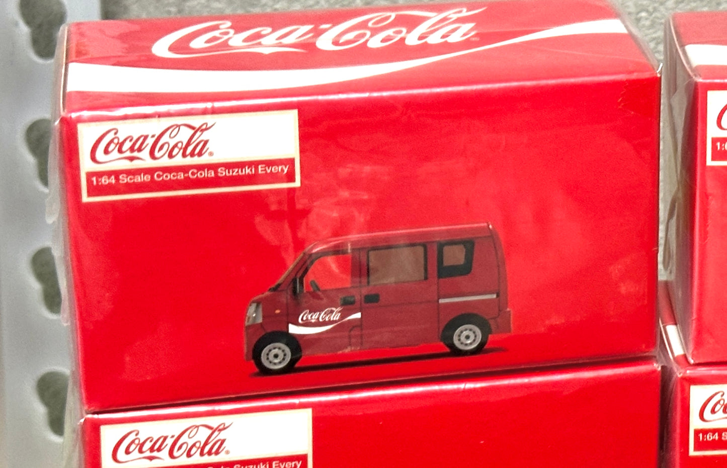 Tiny City Die-cast Model Car - 1/64 Suzuki Every COCA-COLA (Red) タイニーシティ ダイキャストモデルカー - 1/64 スズキ エブリイ COCA-COLA (レッド)