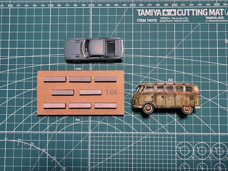 むさじじ 手作りセメント ジオラマ 1:64 コンクリート防護柵 香港製