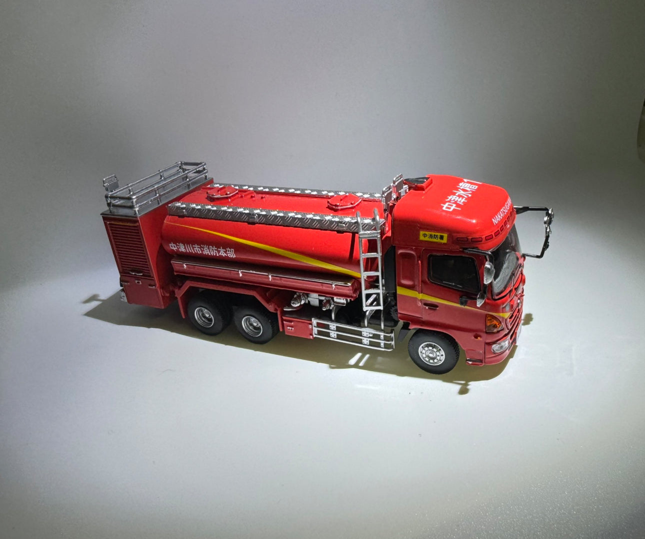 ACT CAR 1/64 中津川市消防本部 大型水槽車 (岐阜県) 緊急車両 特殊車両 消防車 ACT0003