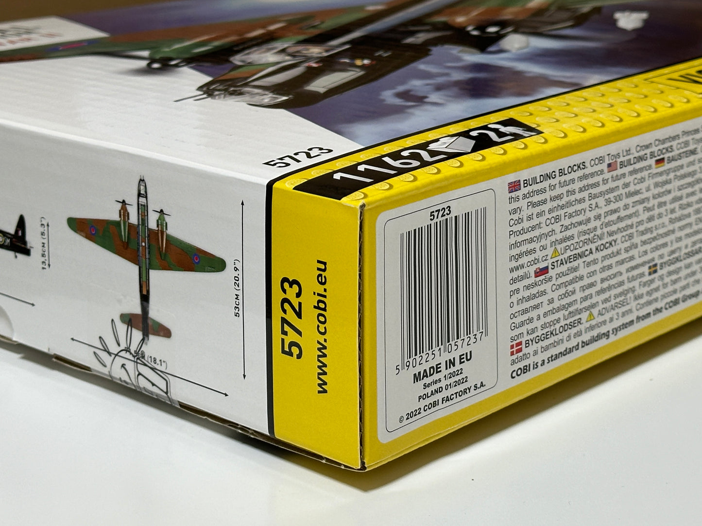 コビー COBI 5723 Vickers Wellington MKII 爆撃機 1/37