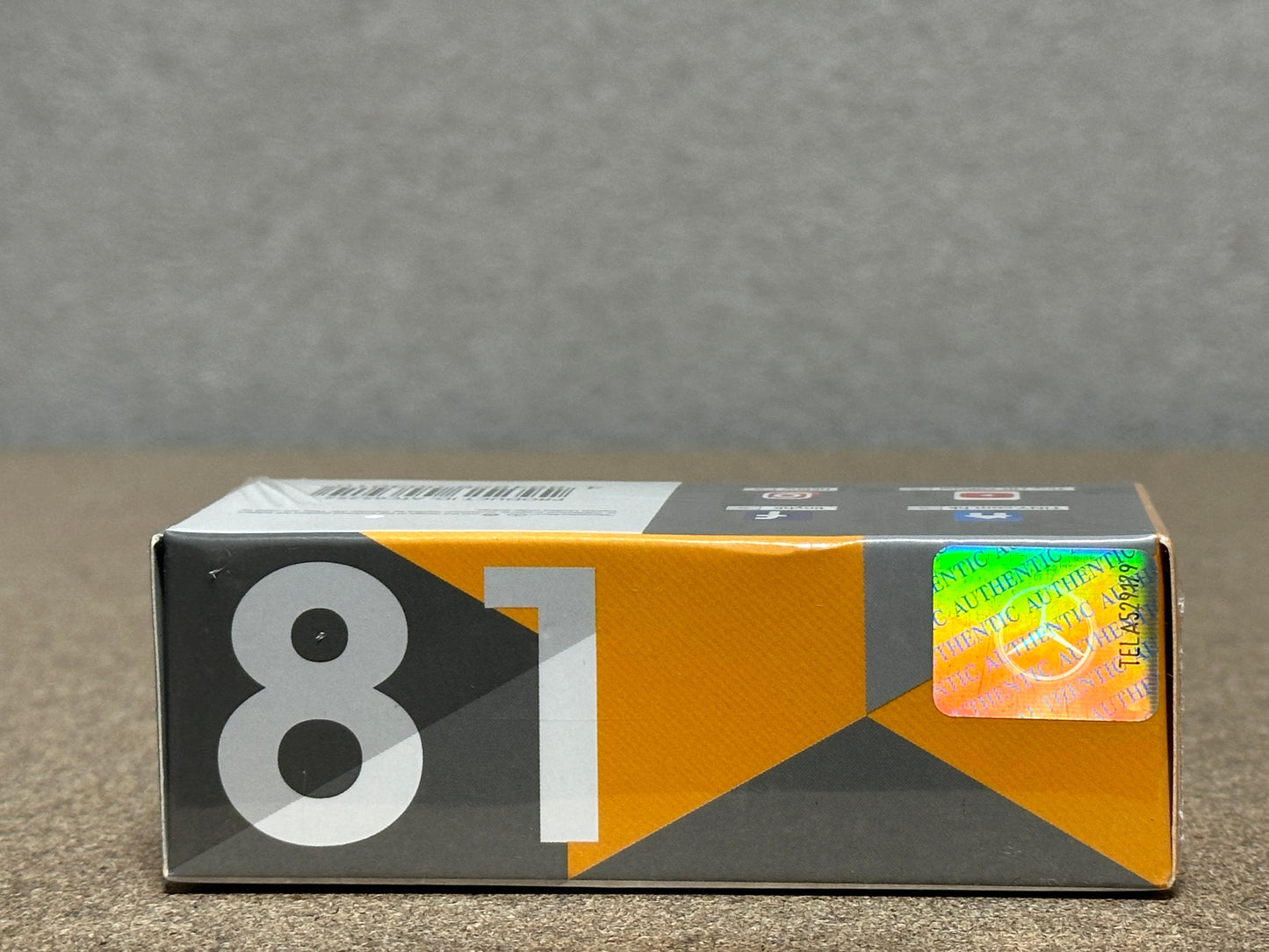 Tiny City 81 MERCEDES-BENZ Sprinter FL HKFSD WSV (F8002)  ベンツ  スプリンター