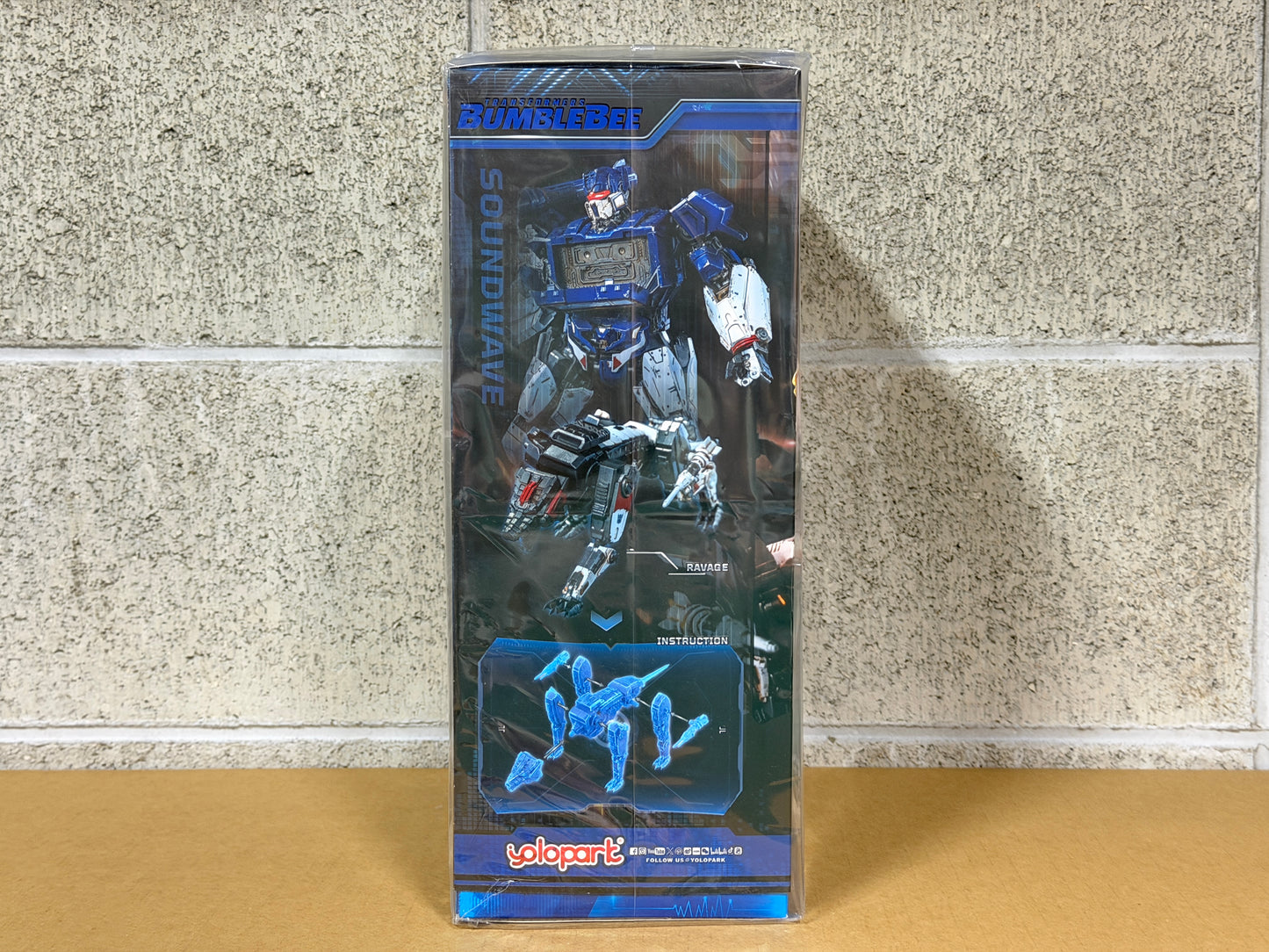 Yolopark Transformersトランスフォーマー バンブルビー Bumblebee AMK Pro series 20cm サウンドウェーブ Soundwave model kit overseas version