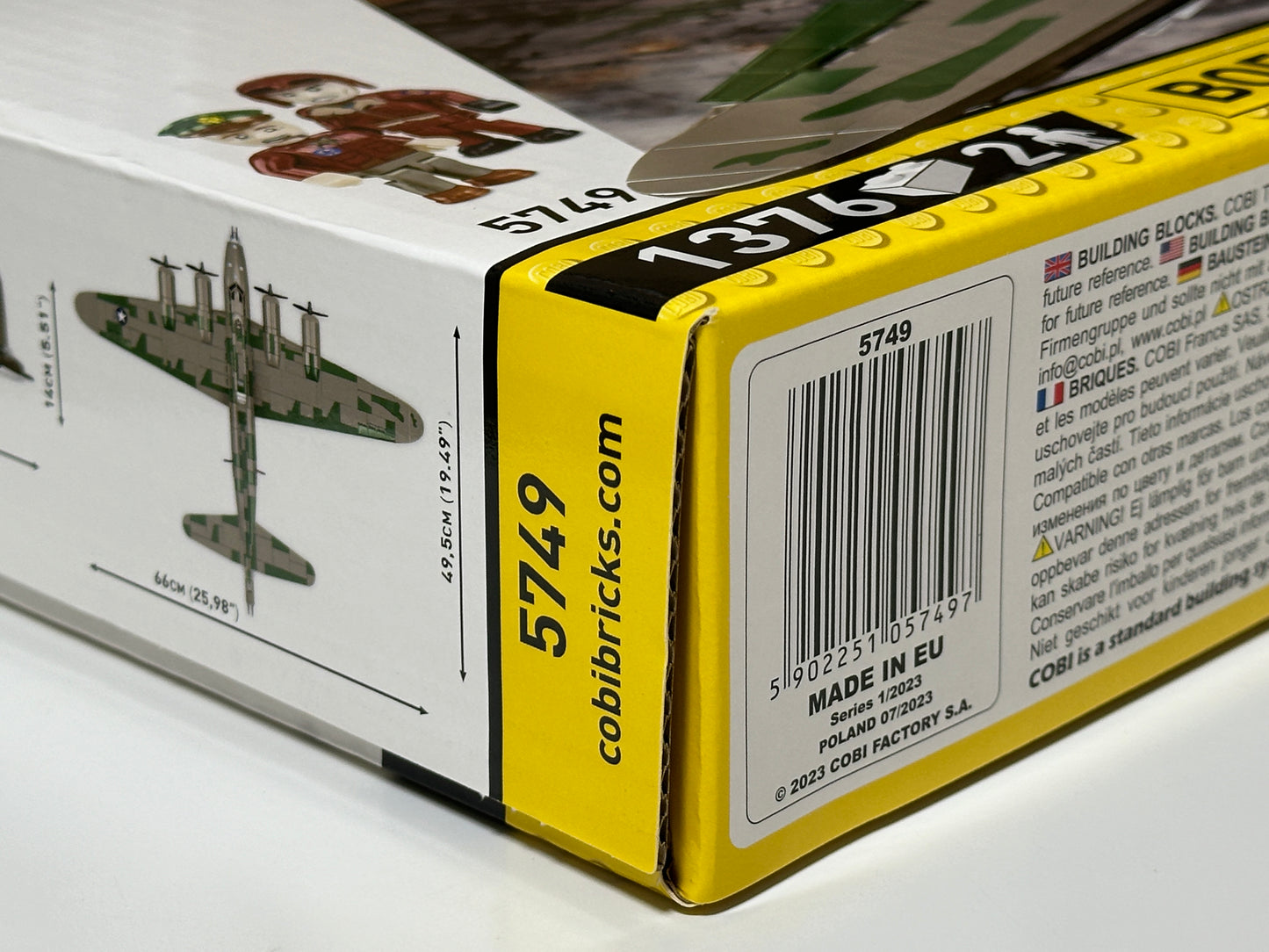 コビー COBI 5749 Boeing B-17F Flying Fortress "Memphis Belle" 爆撃機 1/48