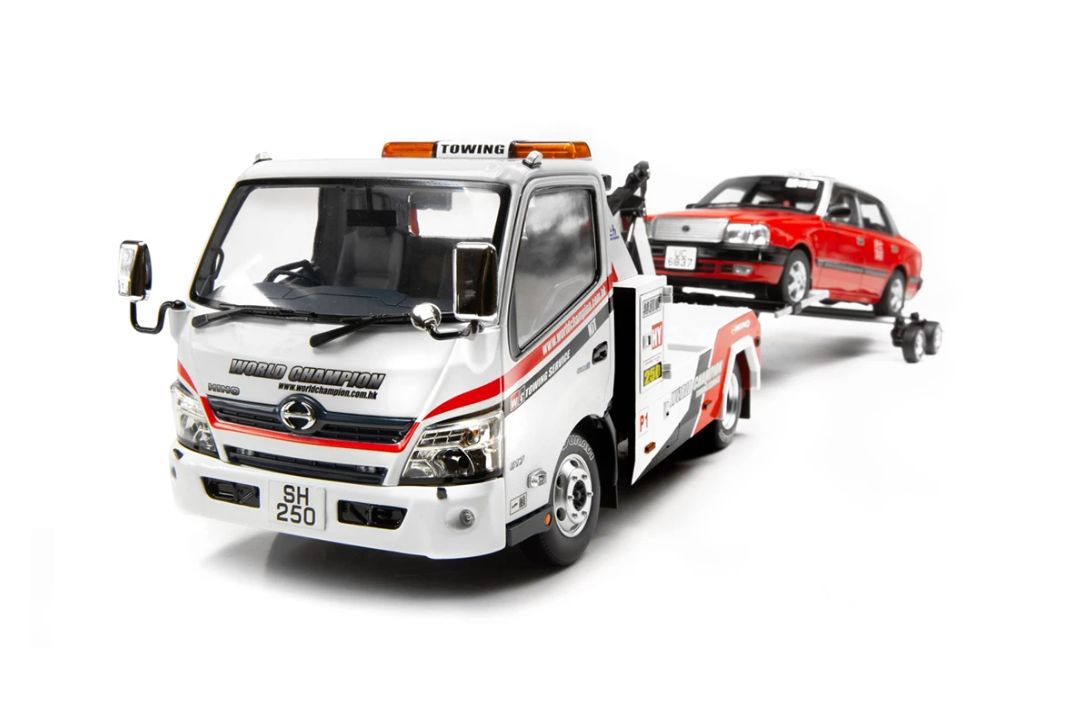 Tiny 微影 1/18 日野300 World Champion Tow Truck ATC18022 レッカー車 ダイキャスト ミニカー 香港から