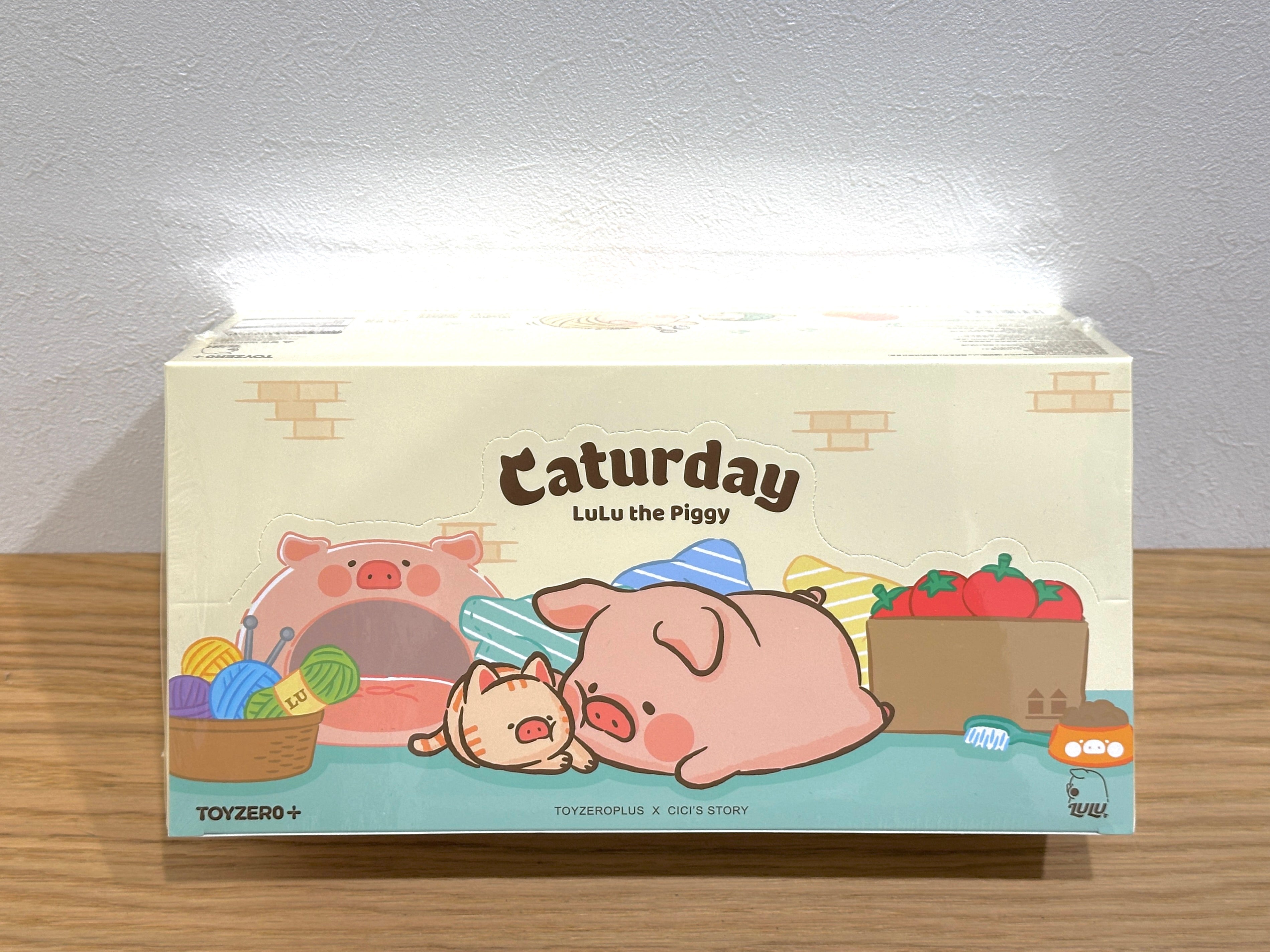 LuLu the Piggy - Caturday – 木漏れ日 Komorebi