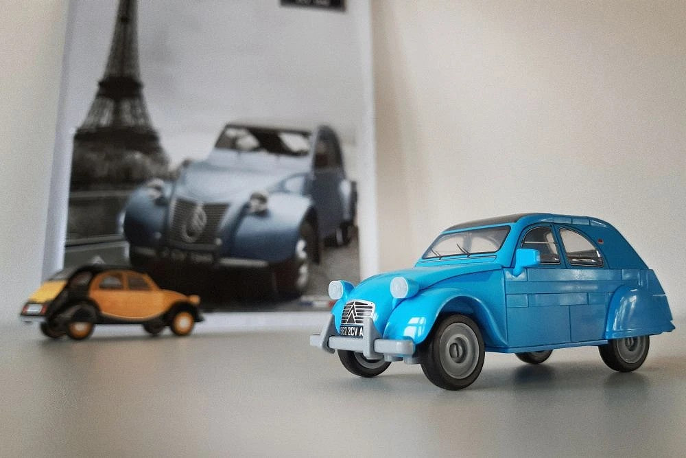 コビー COBI 24511 Citroën 2CV Type AZ 1/35