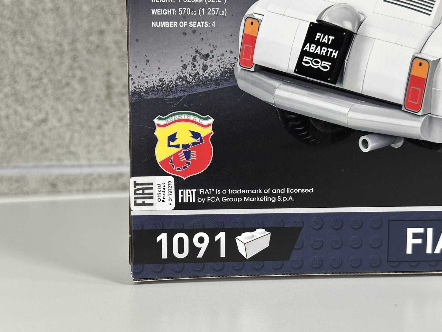 コビー COBI 24354 フィアット アバルトCARS Fiat 500 Abarth EU製（ポーランド Poland）LEGO 対応ブロック