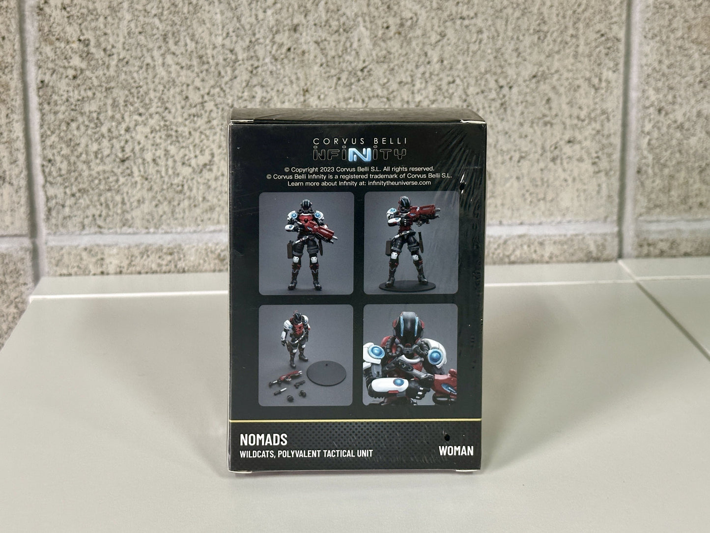 JOYTOY ジョイトイ Corvus Belli Infinity Nomads 40K JT7639 1/18 アクションフィギュア Nomads Wildcats, Polyvalent Tactical Unit #2 Woman