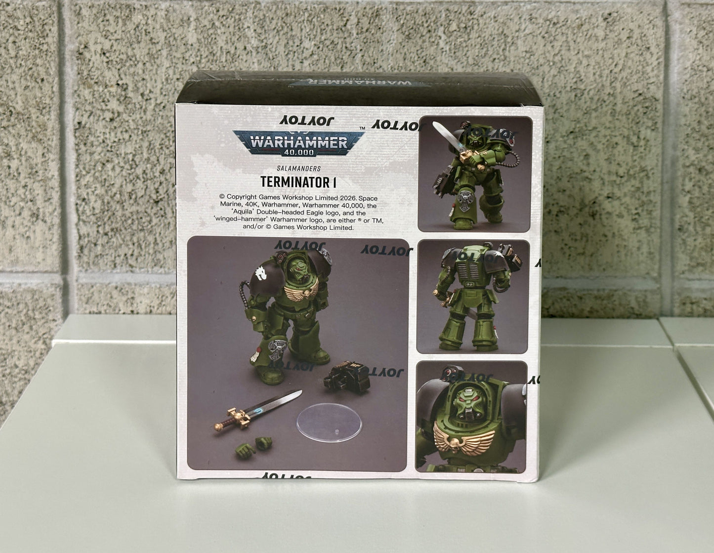 Warhammer ウォーハンマー 40K JT03219 JOYTOY ジョイトイ 1/18アクションフィギュア サラマンダーターミネーター1 パワーフィストとストームボルター付き Salamanders Terminator 1 with Power Sword and Storm Bolter