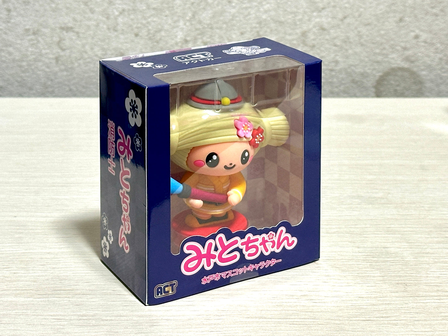 水戸市マスコットキャラクター「みとちゃん」　消防士PVC フィギュア