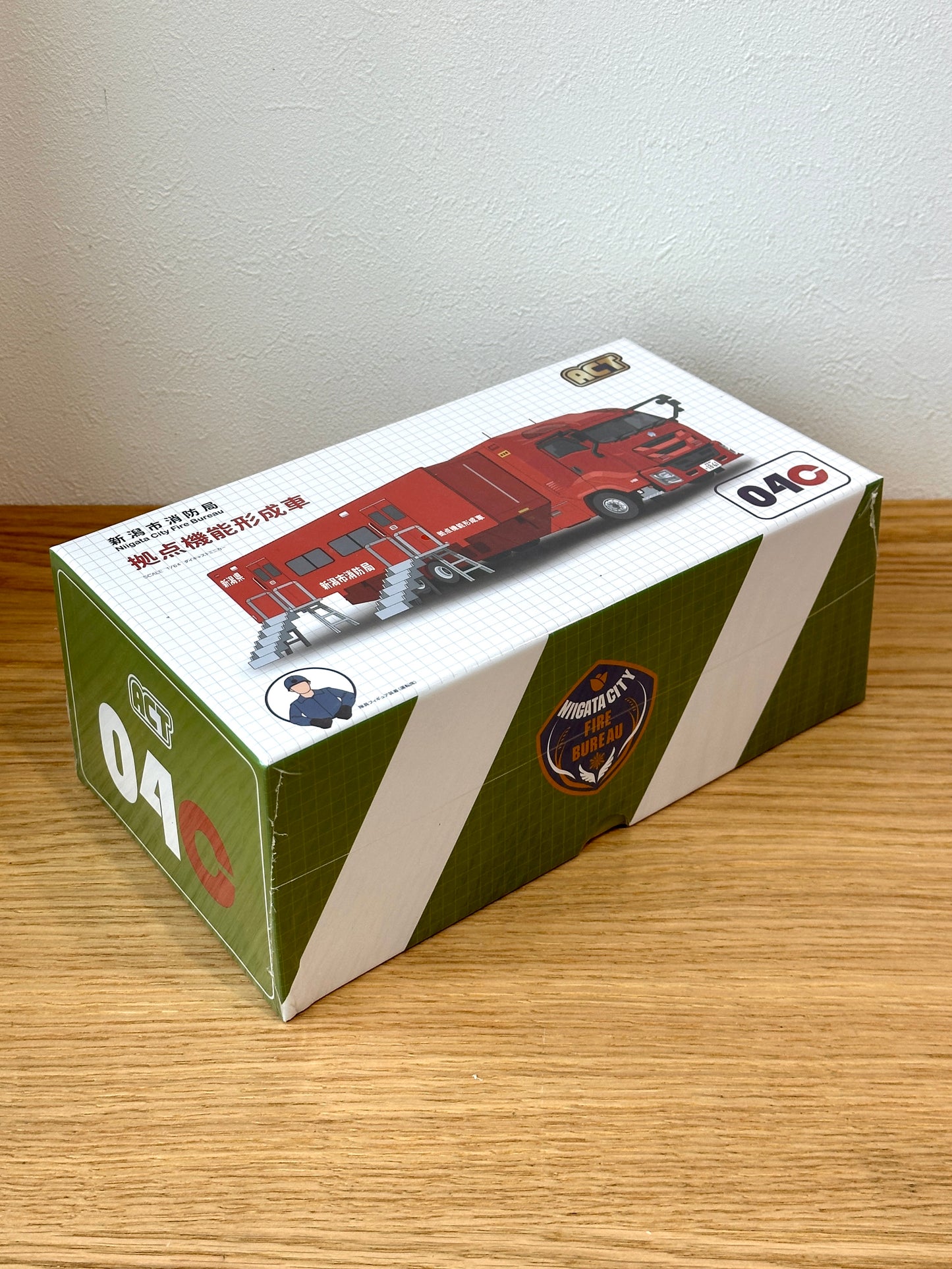 ACT CAR 1/64  新潟県消防局 拠点機能形成車 ACT0004C