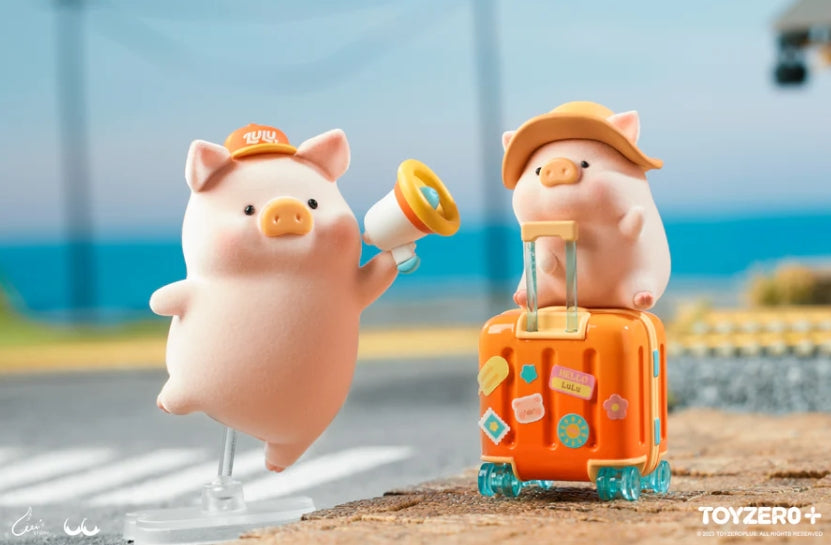 LuLu the Piggy - Travel