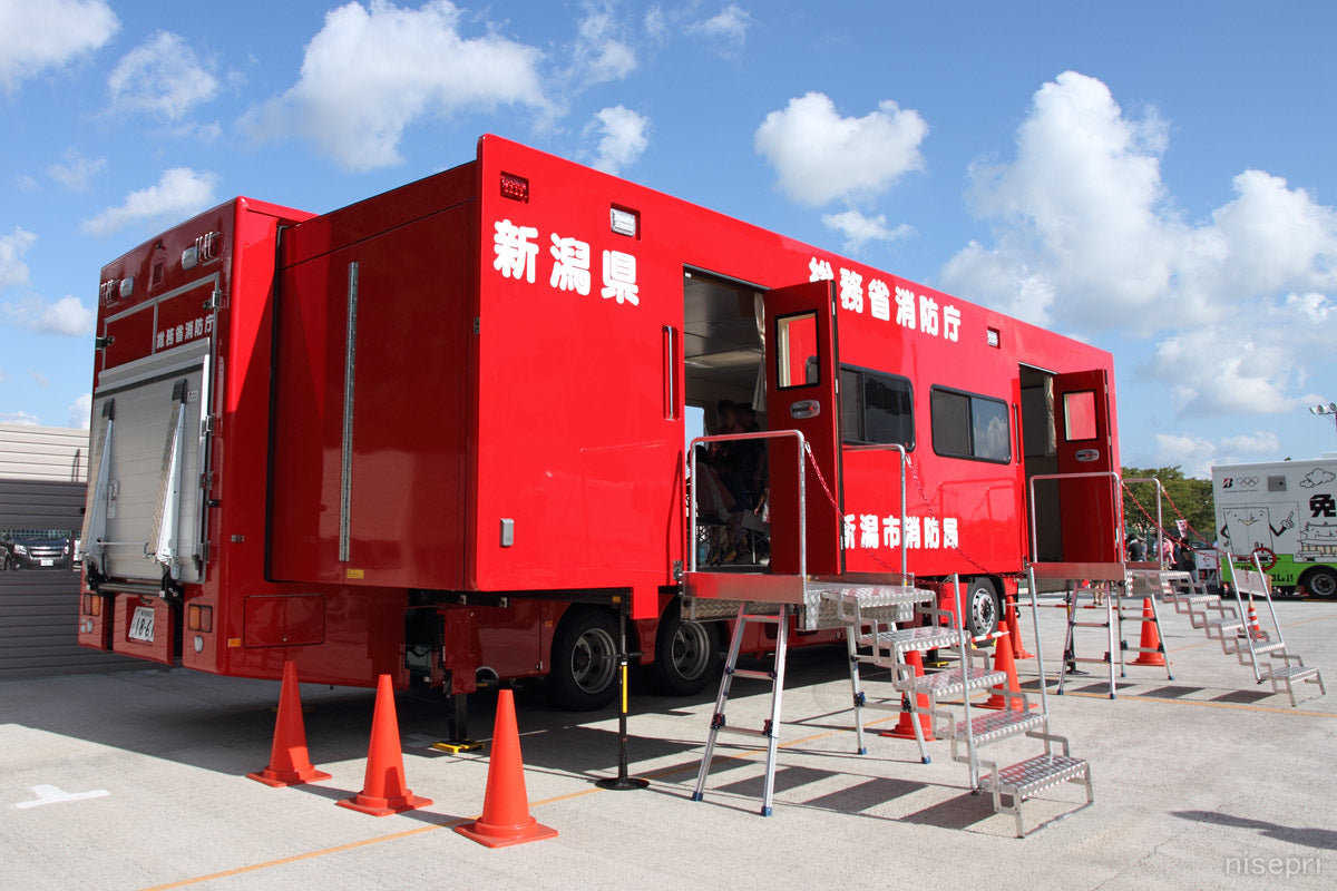 ACT CAR 1/64  新潟県消防局 拠点機能形成車 ACT0004C