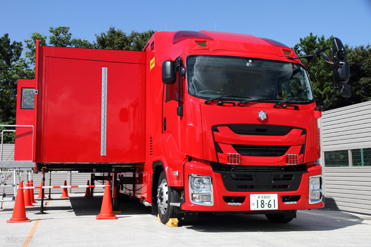 ACT CAR 1/64  新潟県消防局 拠点機能形成車 ACT0004C